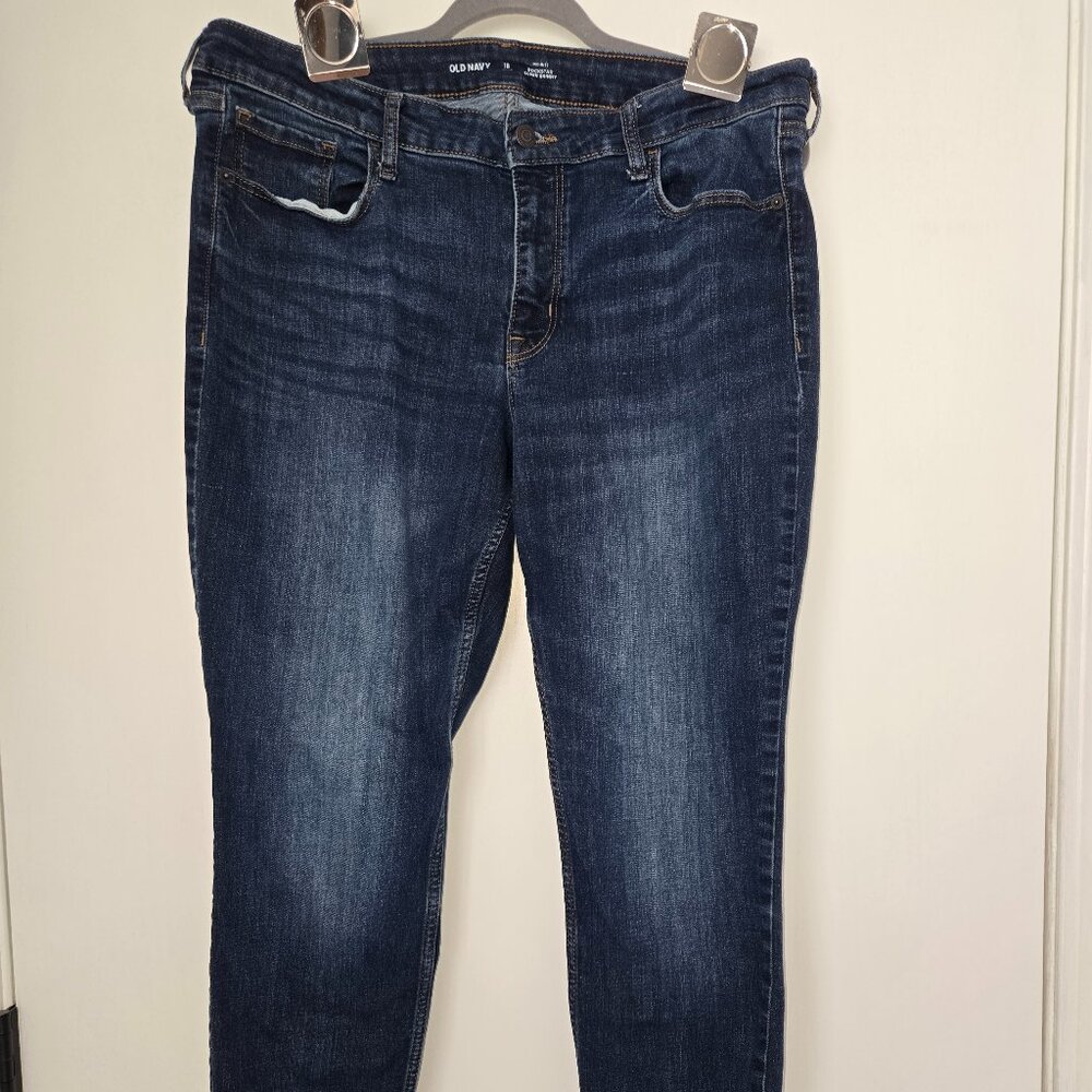 Old Navy Rockstar Super Skinny Jeans Size 18 - Mid-Rise Dark Wash